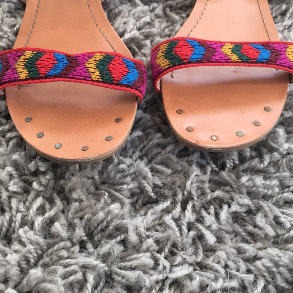 Mossimo Sandals - Picture 3 of 4